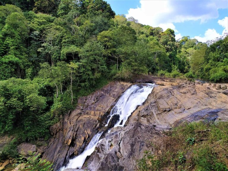 kanthanpara-waterfalls-near-woods-resort619f1a24bd353